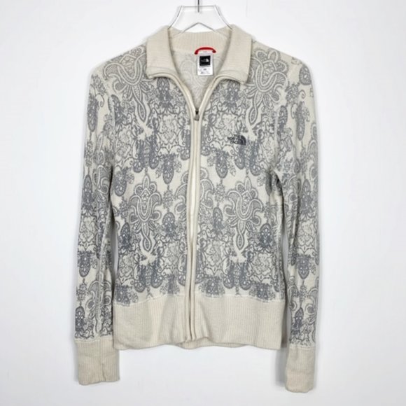 The North Face Patterned Zip Up Sweater Jacket - Picture 3 of 8